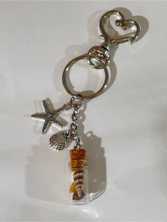 Handmade Accessories - NWT Handmade Silver Heart Keychain/Bag Charm with Shells in a Bottle